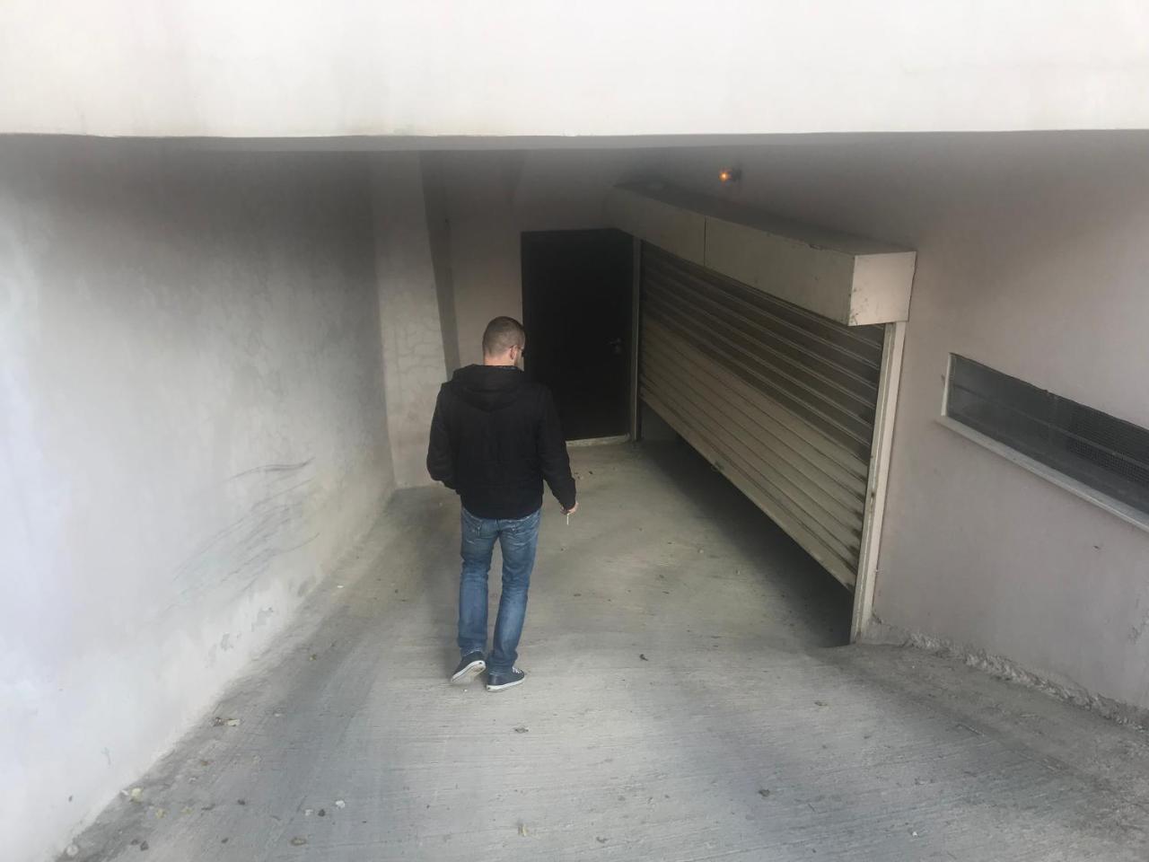 Sunset Parking-wifi-ac *