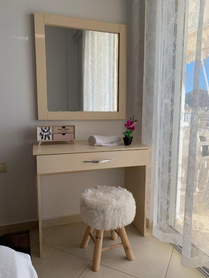 Apartment Sunset Parking-wifi-ac Sarande
